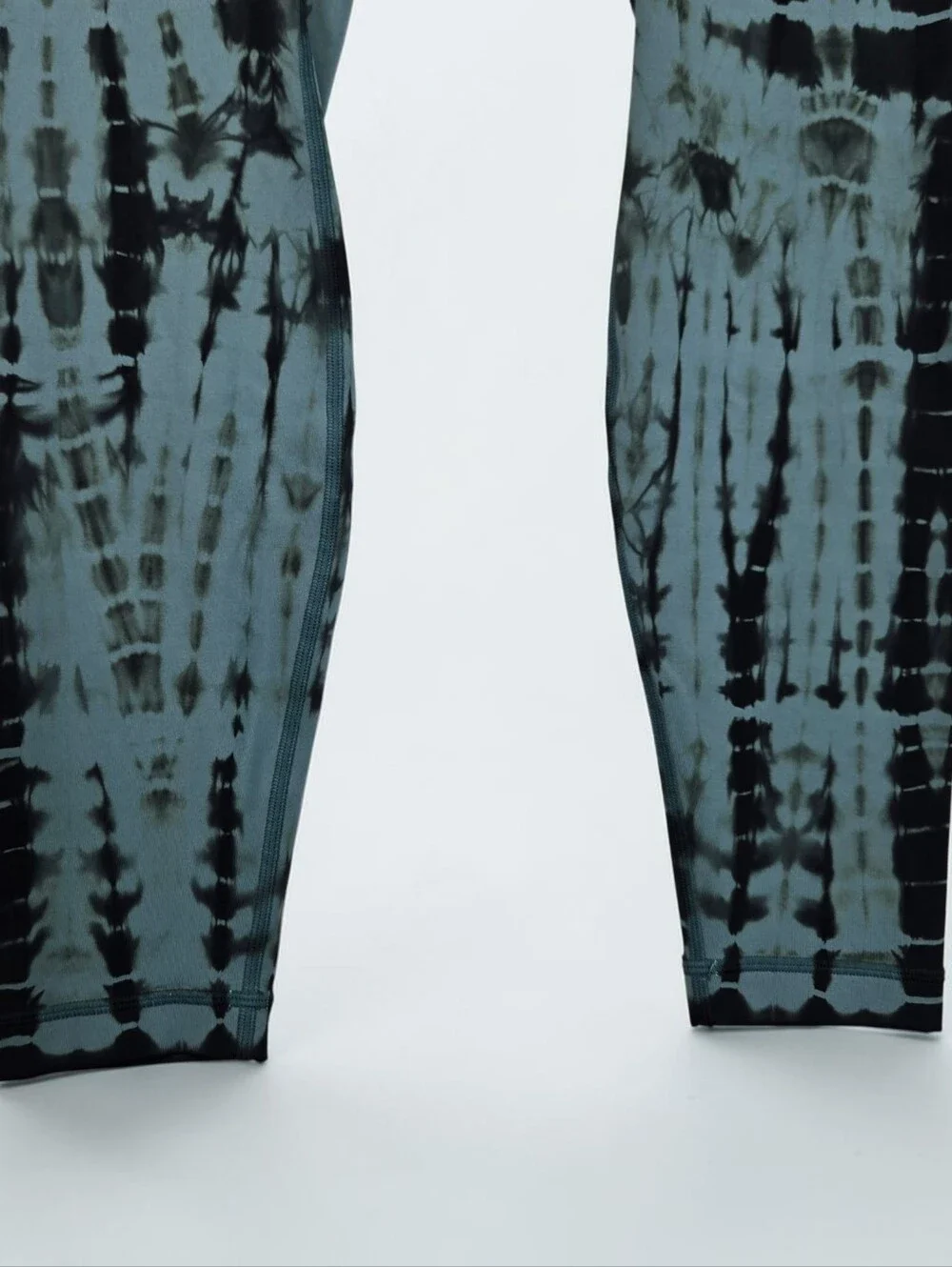 Lululemon Wunder Under Legging Size 8 Mystic Green Black Tie Dye Full Length